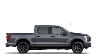 Ford F-150 Lightning XLT 2025 à Amos, Québec - 5 - w320h240px