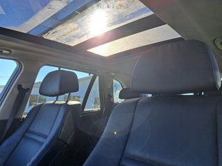 2011 BMW X5 35i in Hebbville, Nova Scotia - 3 - w320h240px