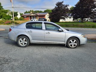 2010 Chevrolet Cobalt LT w/1SA in Hebbville, Nova Scotia - 4 - w320h240px
