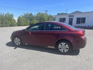 2016 Chevrolet Cruze Limited LT in Hebbville, Nova Scotia - 6 - w320h240px