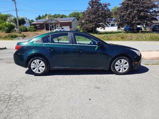 2014 Chevrolet Cruze 1LT in Hebbville, Nova Scotia - 6 - w320h240px