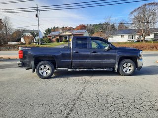 2016  Silverado 1500 LT in Hebbville, Nova Scotia - 3 - w320h240px