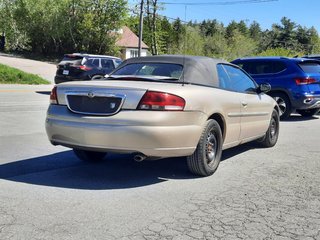 2006 Chrysler Sebring Conv BASE in Hebbville, Nova Scotia - 5 - w320h240px