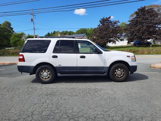 2010 Ford Expedition XLT in Hebbville, Nova Scotia - 3 - w320h240px