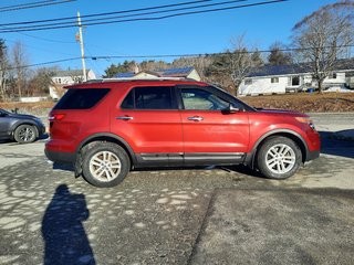 2014 Ford Explorer XLT in Hebbville, Nova Scotia - 6 - w320h240px