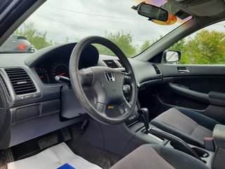 2003 Honda Accord Sdn LX-G in Hebbville, Nova Scotia - 3 - w320h240px