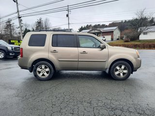 2009  Pilot EX-L in Hebbville, Nova Scotia - 4 - w320h240px