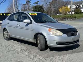 2008 Hyundai Accent L in Hebbville, Nova Scotia - 3 - w320h240px