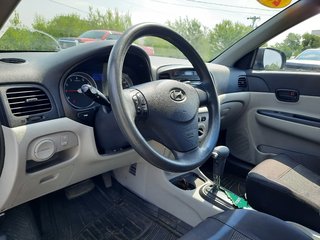 2010 Hyundai Accent GL in Hebbville, Nova Scotia - 3 - w320h240px