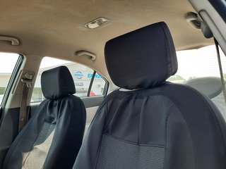 2010 Hyundai Accent GL in Hebbville, Nova Scotia - 4 - w320h240px