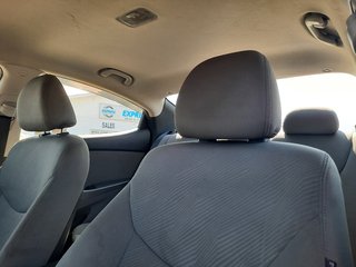 2013 Hyundai Elantra GL in Hebbville, Nova Scotia - 4 - w320h240px