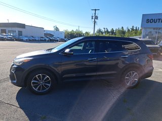 2017 Hyundai Santa Fe XL Premium in Hebbville, Nova Scotia - 2 - w320h240px
