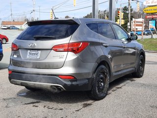 2013 Hyundai Santa Fe SE in Hebbville, Nova Scotia - 4 - w320h240px