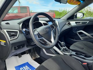 2012 Hyundai Veloster BASE in Hebbville, Nova Scotia - 2 - w320h240px