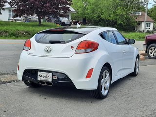 2012 Hyundai Veloster BASE in Hebbville, Nova Scotia - 6 - w320h240px