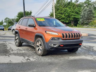 2016 Jeep Cherokee Trailhawk in Hebbville, Nova Scotia - 2 - w320h240px