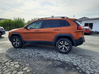 2016 Jeep Cherokee Trailhawk in Hebbville, Nova Scotia - 6 - w320h240px