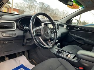 2017 Kia Sorento LX Turbo in Hebbville, Nova Scotia - 3 - w320h240px