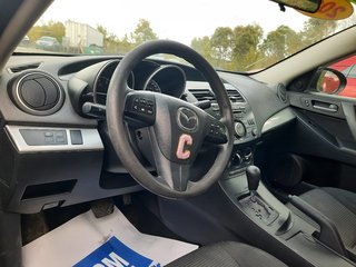 2013 Mazda 3 GX in Hebbville, Nova Scotia - 3 - w320h240px
