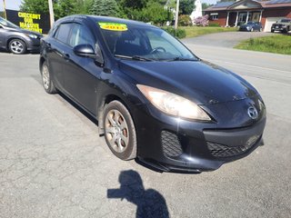 2013 Mazda 3 GX in Hebbville, Nova Scotia - 2 - w320h240px