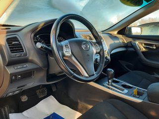 2015 Nissan Altima 2.5 in Hebbville, Nova Scotia - 2 - w320h240px