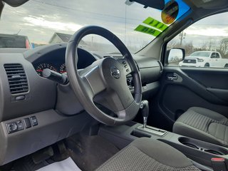 2006 Nissan Frontier SE in Hebbville, Nova Scotia - 2 - w320h240px