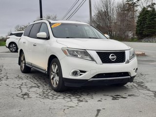 2014 Nissan Pathfinder Platinum in Hebbville, Nova Scotia - 2 - w320h240px