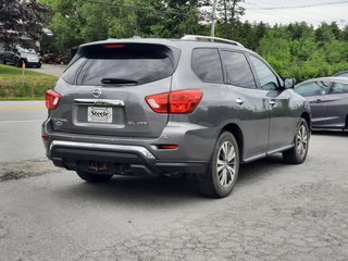 2018 Nissan Pathfinder SL Premium in Hebbville, Nova Scotia - 6 - w320h240px