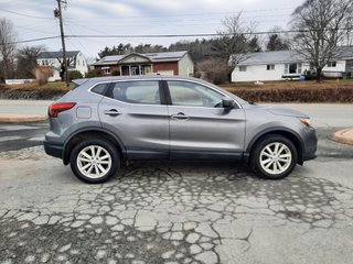 2017 Nissan Qashqai S in Hebbville, Nova Scotia - 6 - w320h240px