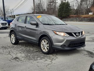 2017 Nissan Qashqai S in Hebbville, Nova Scotia - 5 - w320h240px