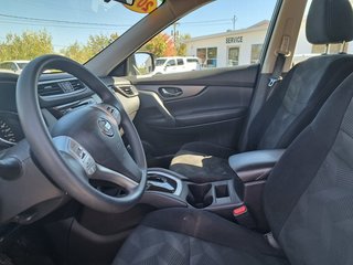 2015 Nissan Rogue S in Hebbville, Nova Scotia - 3 - w320h240px