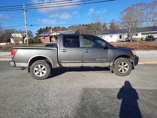 2011 Nissan Titan SV in Hebbville, Nova Scotia - 6 - w320h240px