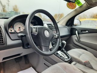 2006 Saturn VUE Base in Hebbville, Nova Scotia - 4 - w320h240px