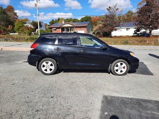 2004 Toyota Matrix Base in Hebbville, Nova Scotia - 6 - w320h240px