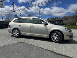 2012 Volkswagen Golf Wagon Comfortline in Hebbville, Nova Scotia - 6 - w320h240px