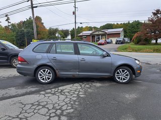 2012 Volkswagen Golf Wagon Trendline in Hebbville, Nova Scotia - 6 - w320h240px