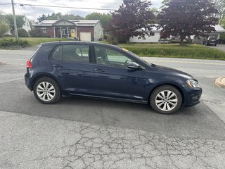 2015 Volkswagen Golf Highline in Hebbville, Nova Scotia - 3 - w320h240px