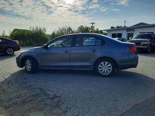 2012 Volkswagen Jetta Sedan Trendline in Hebbville, Nova Scotia - 6 - w320h240px