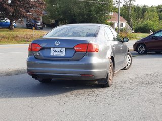 2012 Volkswagen Jetta Sedan Trendline in Hebbville, Nova Scotia - 4 - w320h240px