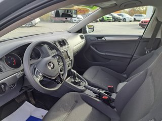 2015 Volkswagen Jetta Sedan Trendline in Hebbville, Nova Scotia - 2 - w320h240px