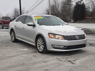 2012 Volkswagen Passat 2.5L Auto Highline in Hebbville, Nova Scotia - 3 - w320h240px