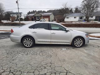 2012 Volkswagen Passat 2.5L Auto Highline in Hebbville, Nova Scotia - 4 - w320h240px