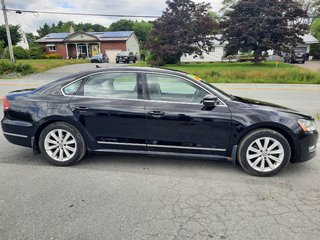 2013 Volkswagen Passat Highline in Hebbville, Nova Scotia - 5 - w320h240px