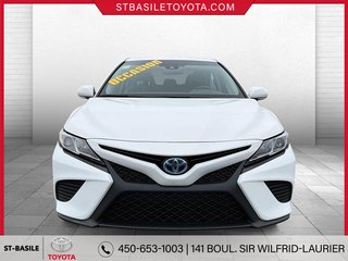2018  Camry Hybrid SE MAGS CUIR TOIT CAMERA SIEGES CHAUFFANTS in Saint-Basile-Le-Grand, Quebec - 2 - w320h240px