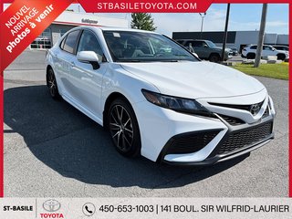 2023  Camry SE AMELIORE MAGS TOIT CUIR SIEGES CHAUFFANTS in Saint-Basile-Le-Grand, Quebec - 3 - w320h240px