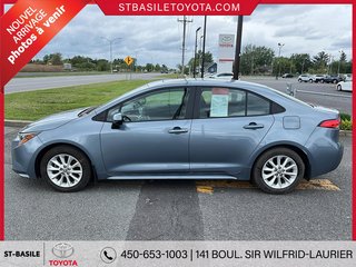 Toyota Corolla LE AMELIORÉ TOIT OUVRANT SIEGES/VOLANT CHAUFFANT 2022 à Saint-Basile-Le-Grand, Québec - 2 - w320h240px
