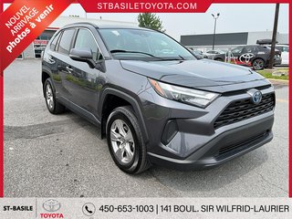 Toyota RAV4 Hybrid XLE AWD TOIT SIEGES ET VOLANT CHAUFFANT CAMERA 2023 à Saint-Basile-Le-Grand, Québec - 3 - w320h240px