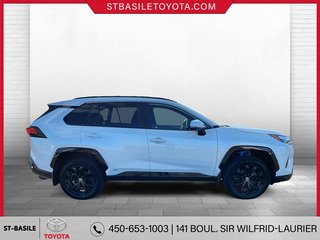 2024 Toyota RAV4 Hybrid SE AWD CUIR MAGS TOIT BLUETOOTH CAMERA in Saint-Basile-Le-Grand, Quebec - 4 - w320h240px