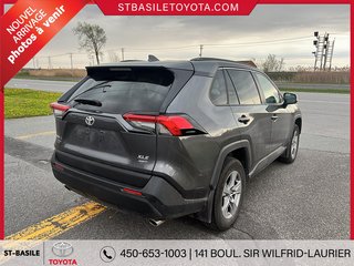 Toyota RAV4 XLE AWD TOIT SIEGES ET VOLANT CHAUFFANT CAMERA 2022 à Saint-Basile-Le-Grand, Québec - 4 - w320h240px