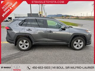 Toyota RAV4 XLE AWD TOIT SIEGES ET VOLANT CHAUFFANT CAMERA 2022 à Saint-Basile-Le-Grand, Québec - 5 - w320h240px